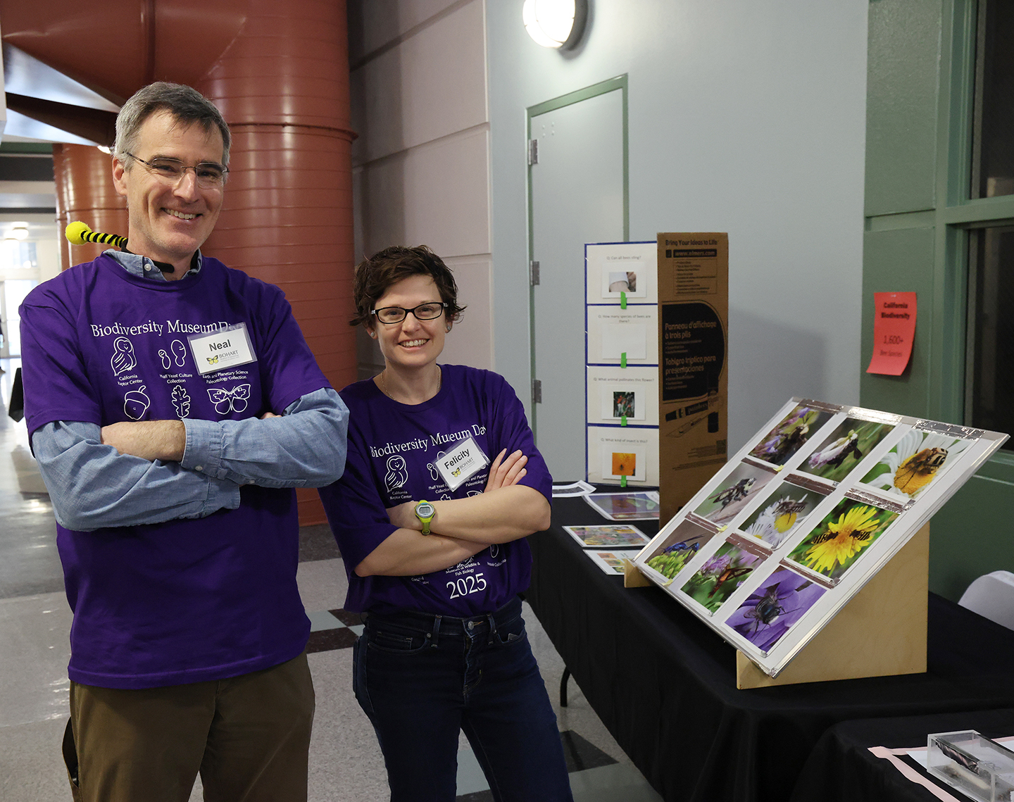 Felicity Muth recently participated in a Bohart Museum of Entomology event with Professor Neal Williams, pollinator ecologist, UC Davis Department of Entomology and Nematology. (Photo by Kathy Keatley Garvey)
