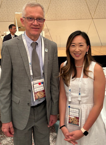 UC Davis distinguished professor Walter Leal with then postdoctoral fellow Lisa Baik of Yale University.