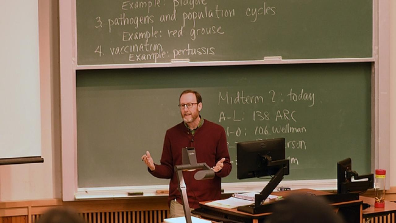 UC Davis Distinguished Professor Jay Rosenheim teaching a class.